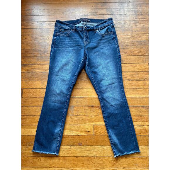 TORRID Premium Distressed 'Boyfriend' Jeans sz 14 - Picture 1 of 12